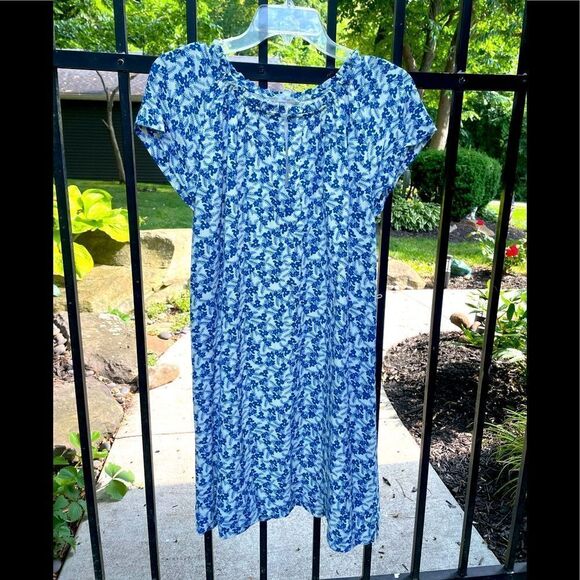 A loves A Dresses & Skirts - A LOVES A easy wear summer midi dress in white with blue flowers